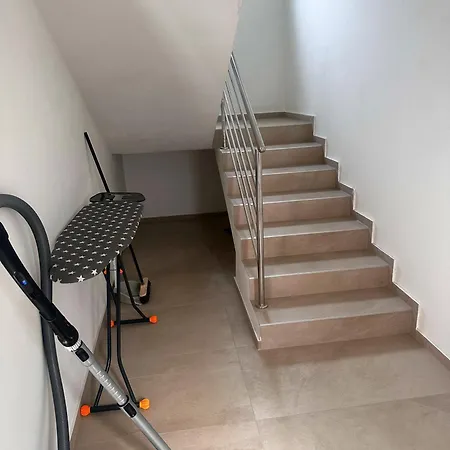 Lamat Apartment